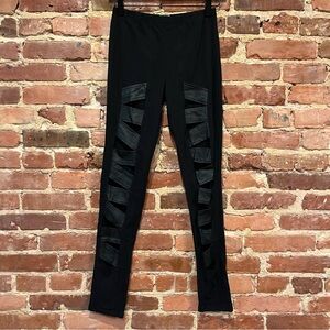 Tripp NYC Z-Cut Leggings Black Size Small